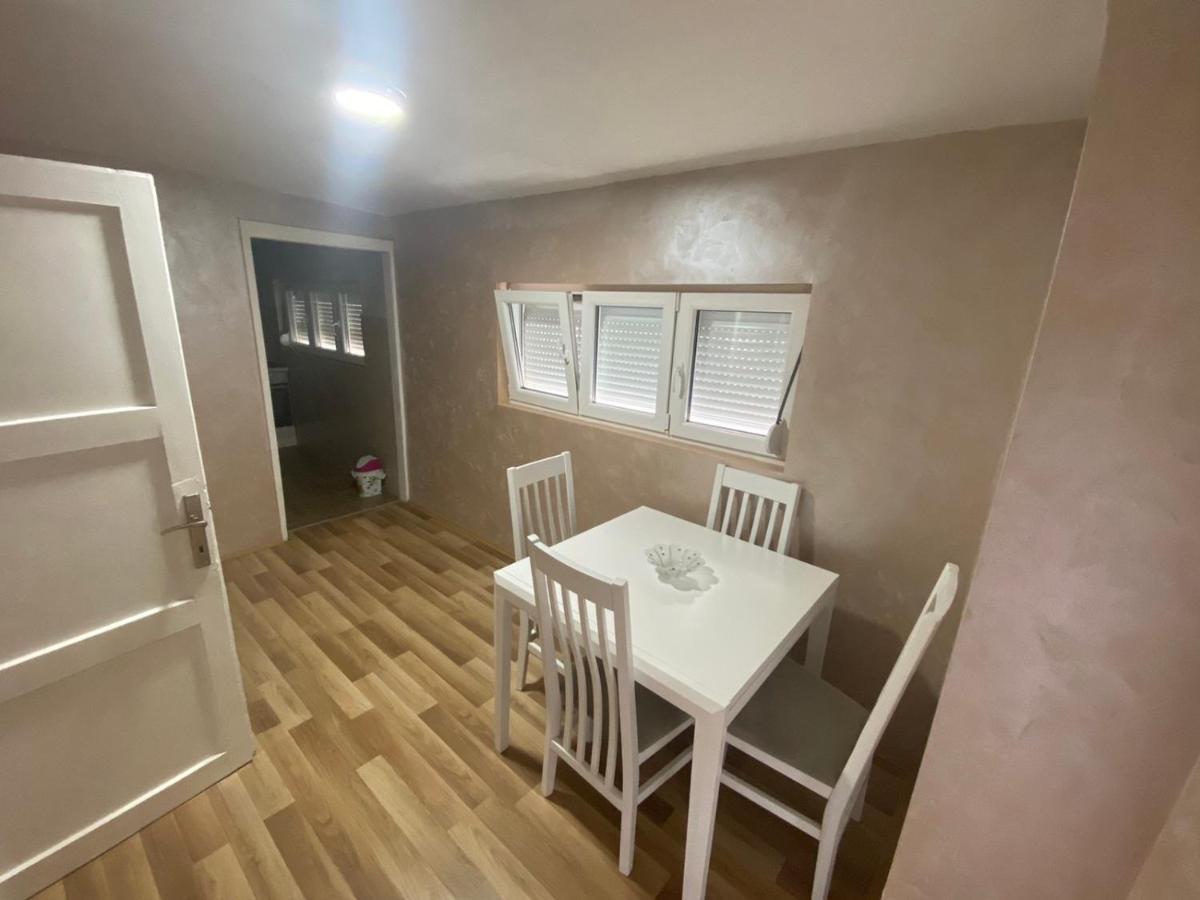Apartman Niksic Apartment Exterior photo